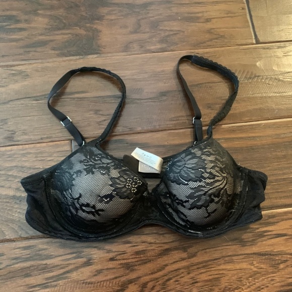 Victoria's Secret Other - Body by Victoria lined demi black lace